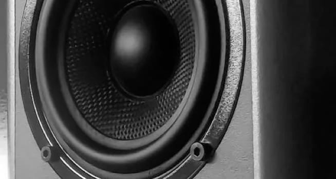 ZX9 Speaker — detail one